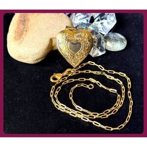Gold Heart Locket Necklace | Classic Romantic Keepsake Pendant 18k Gold Filled
